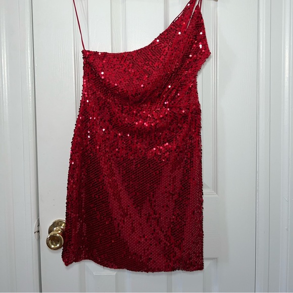 Zara Red Velvet Sequin One Shoulder Mini Dress Size Small - Picture 2 of 6